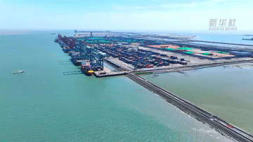 跟著總書記的考察足跡|天空視角看我國最大的煤炭下水港